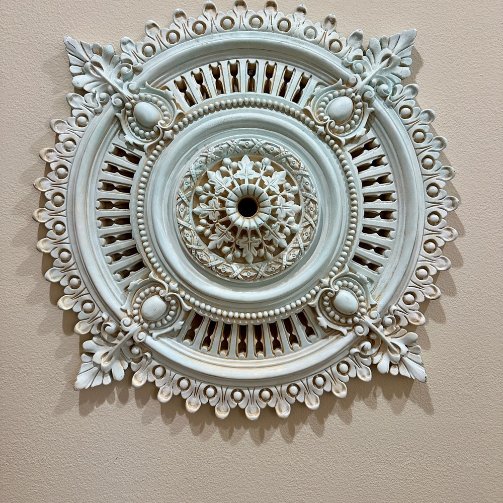 Anthropologie Style Ceiling Medallion Wall Art Decor - Vintage Chandelier 25”